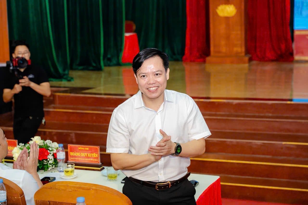 Ảnh: Ông Trần Văn Hùng PGĐ Sở Y Tế tỉnh Thanh hóa tham dự chương trình 