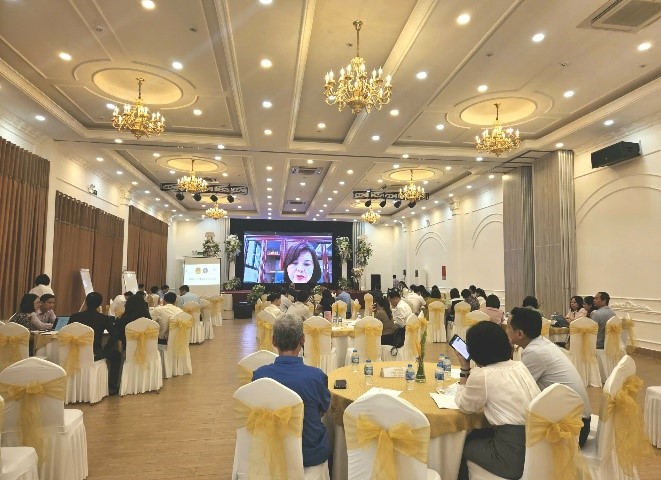 Đồng chí Phạm Thị Hải Hà - Phó Cục Trưởng Cục Bảo trợ xã hội - Bộ Y tế phát biểu khai mạc hội thảo.