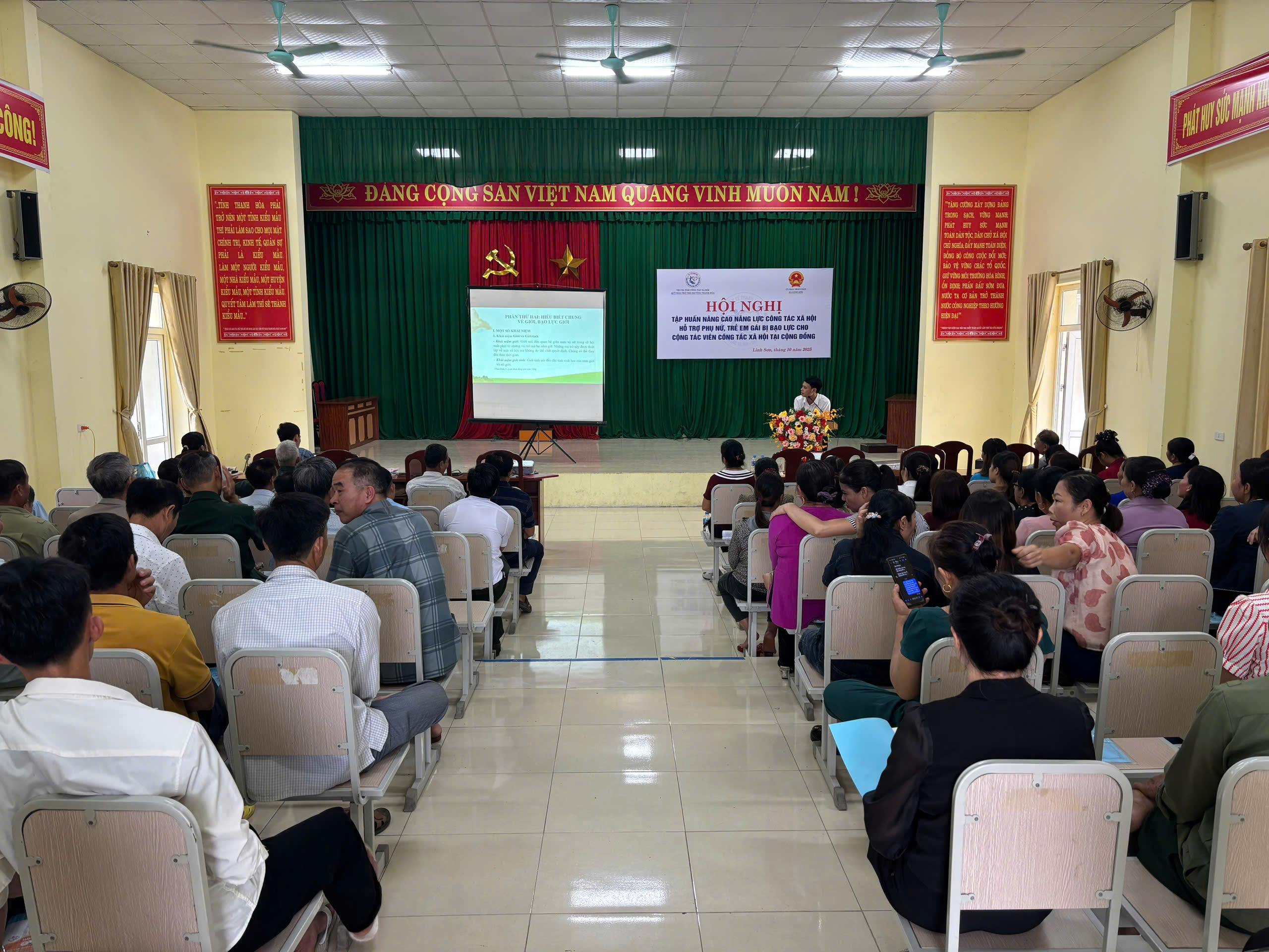 Toàn cảnh Hội nghị Tập huấn