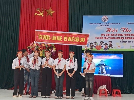 Không khí sôi nổi tại hội thi “Học sinh với kỹ năng phòng ngừa và kiểm soát trầm cảm học đường”
